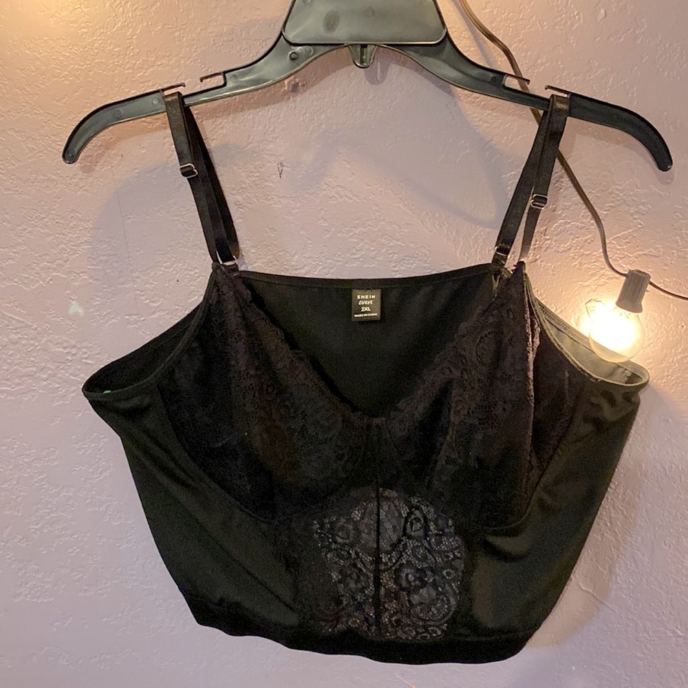 SheIn Women's Lace Camisole Cami Crop  Lingerie Bustier Spaghetti Strap Crop Top